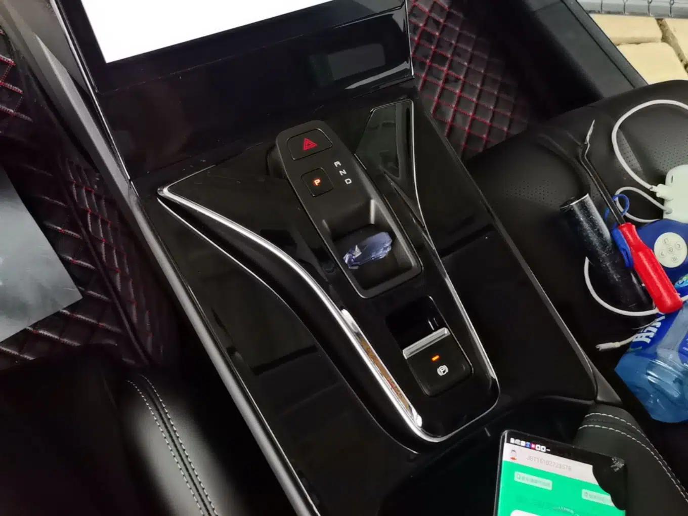 Dongfeng Aeolus Mage 2023 DH-i 1.5T Luxury Edition — миниатюра 17