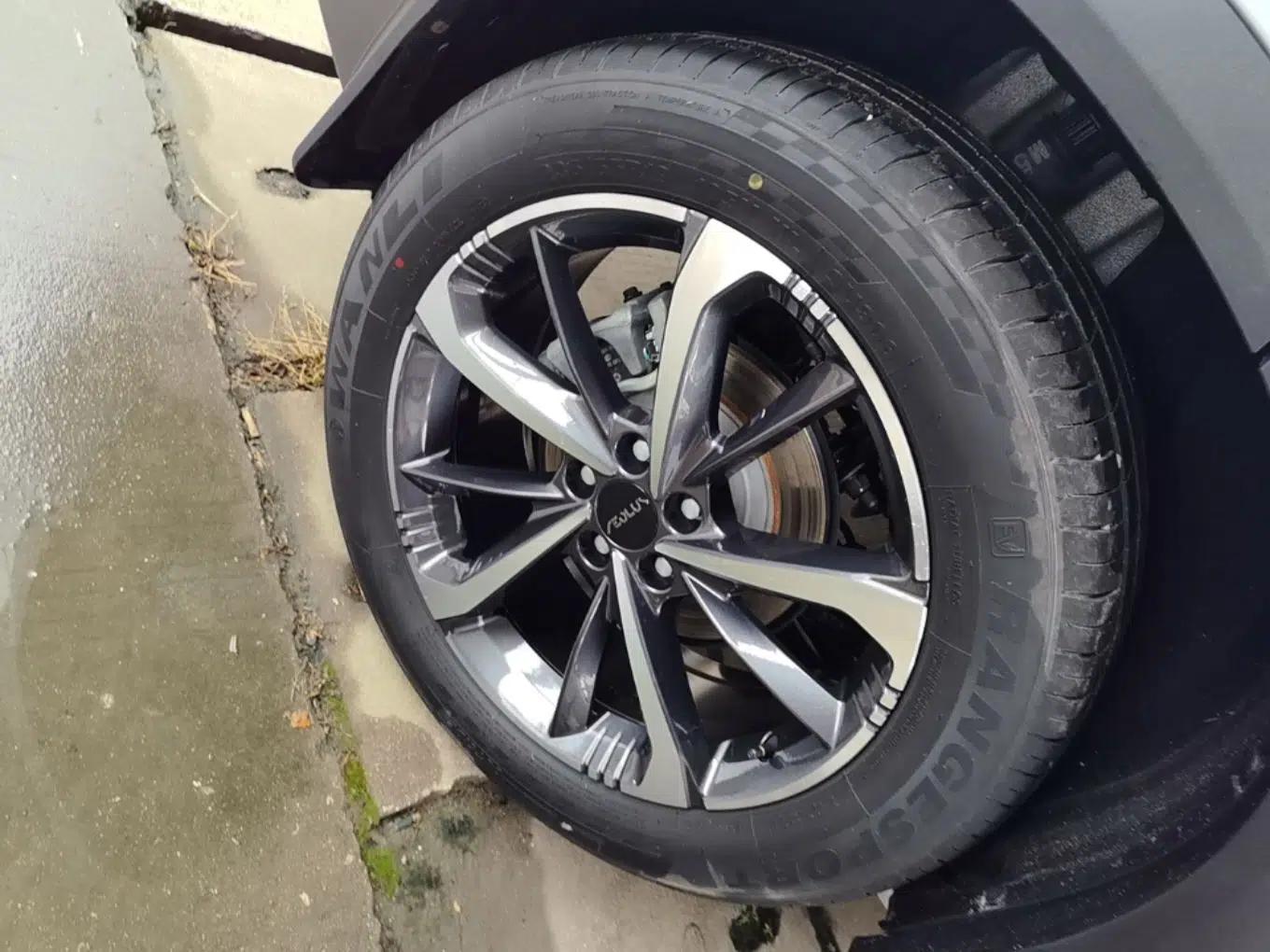Dongfeng Aeolus Mage 2023 DH-i 1.5T Luxury Edition — миниатюра 10