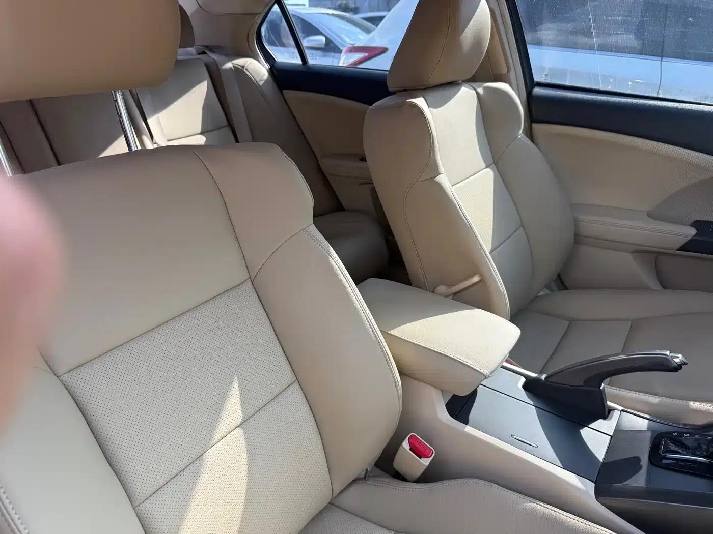Spirior 2013 2.4L Luxury Edition — миниатюра 11
