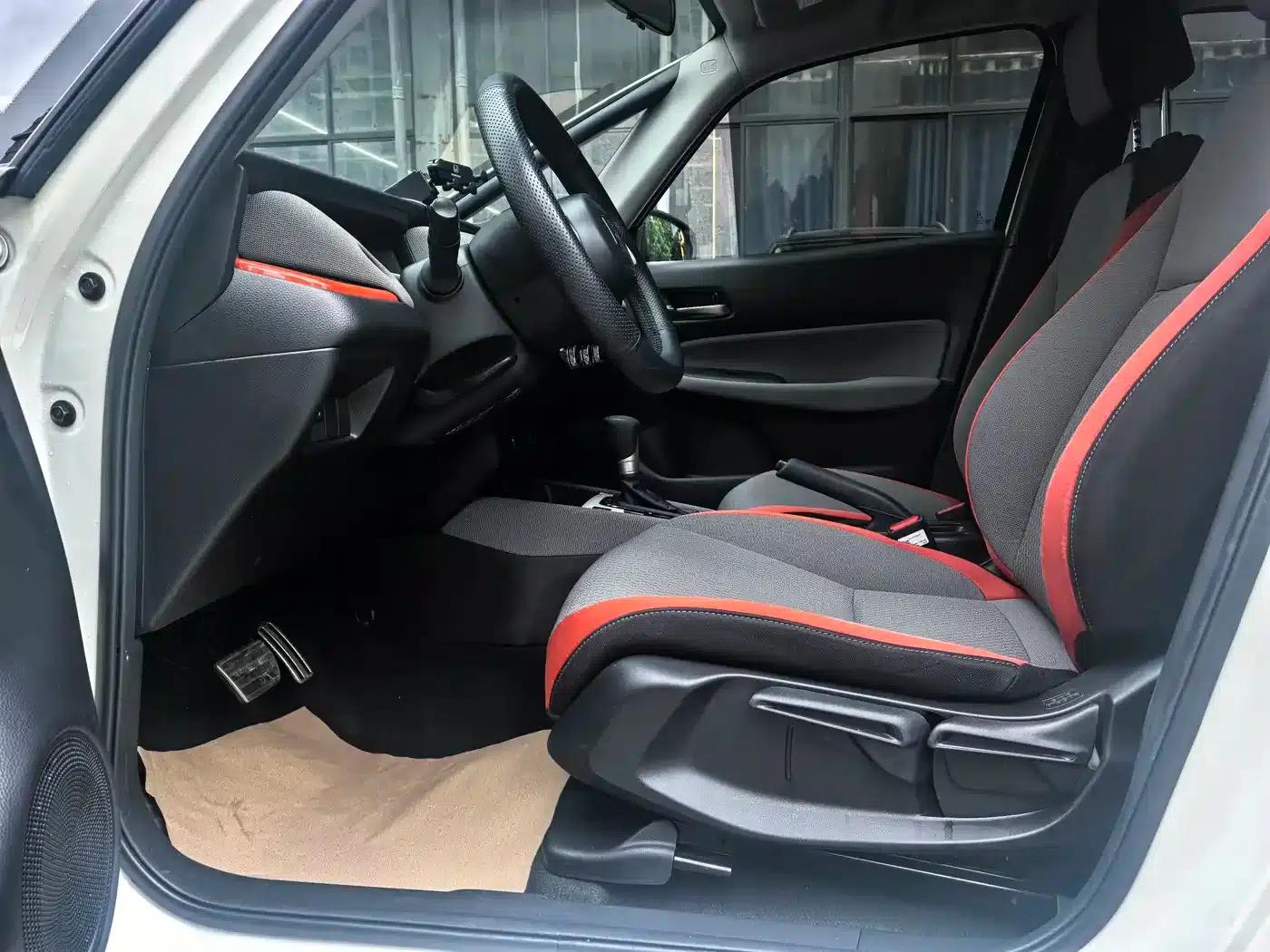 LIFE 2021 1.5L CVT SPORT Edition — миниатюра 7