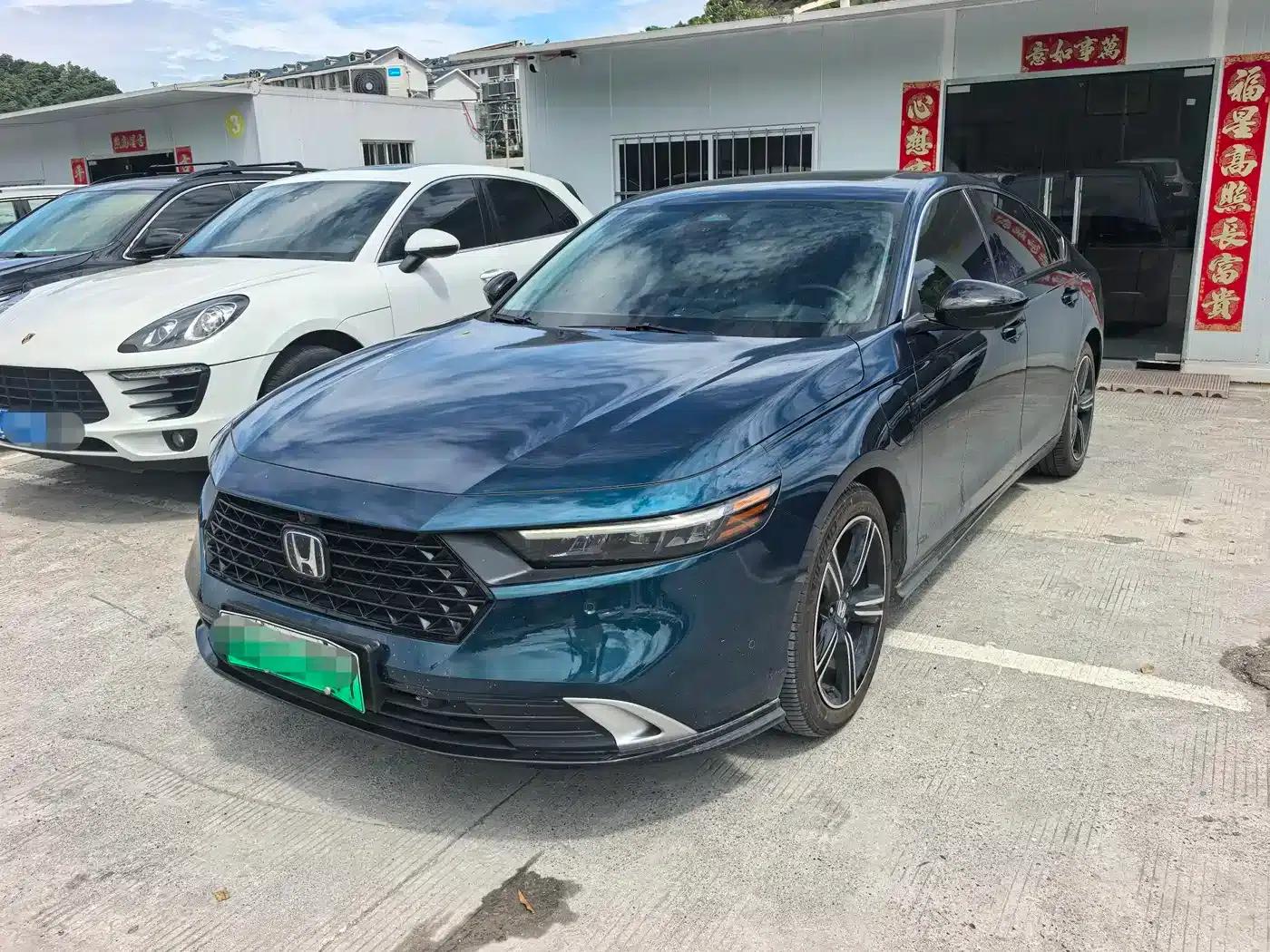 Accord PHEV 2023 2.0L e:PHEV Flagship Edition — миниатюра 1