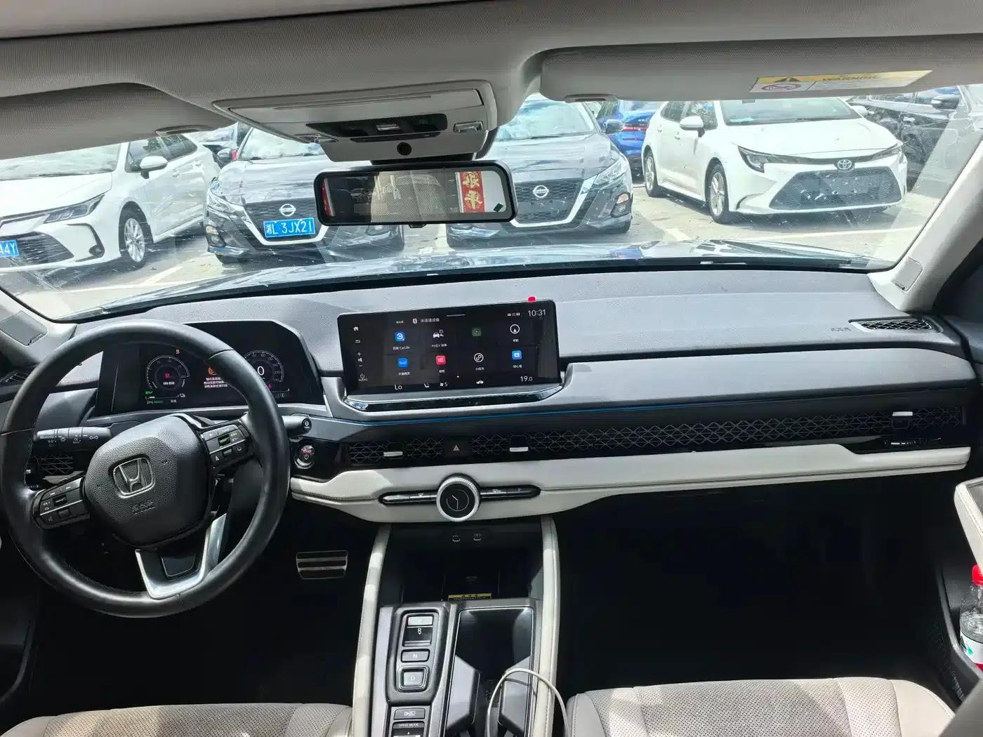 Accord PHEV 2023 2.0L e:PHEV Flagship Edition — миниатюра 5