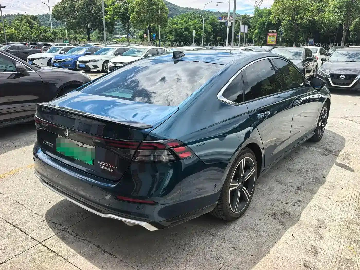 Accord PHEV 2023 2.0L e:PHEV Flagship Edition — миниатюра 7