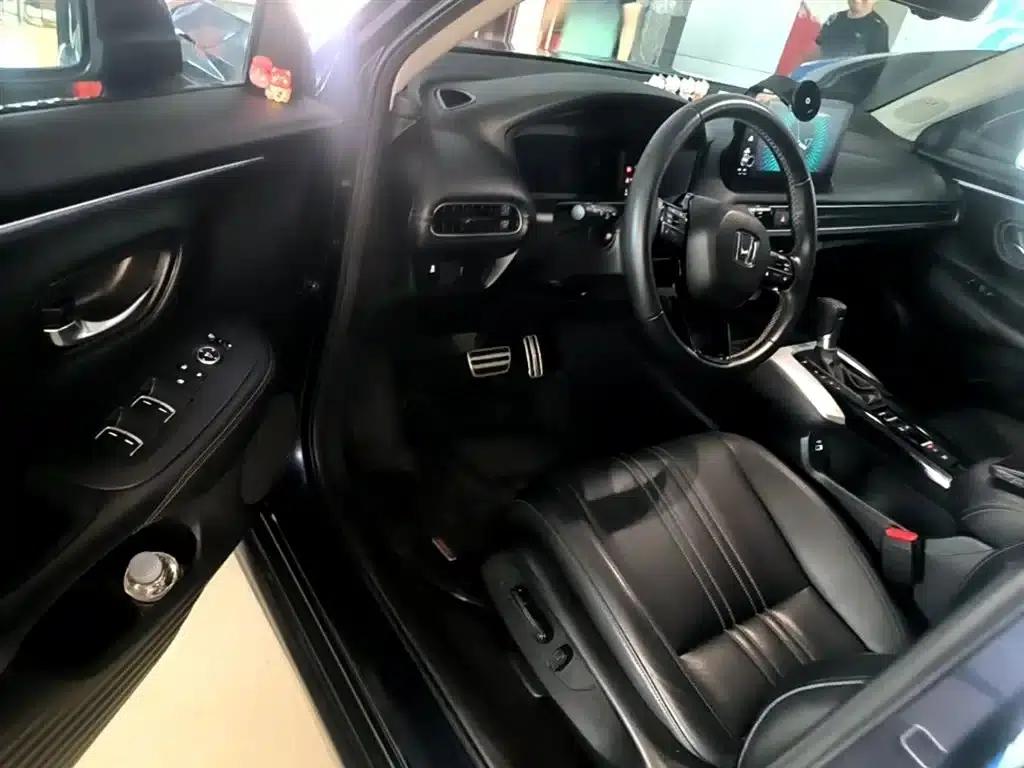 Honda HR-V 2023 240TURBO Sporty Edition — миниатюра 16