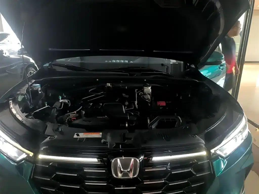 Honda HR-V 2023 240TURBO Sporty Edition — миниатюра 20