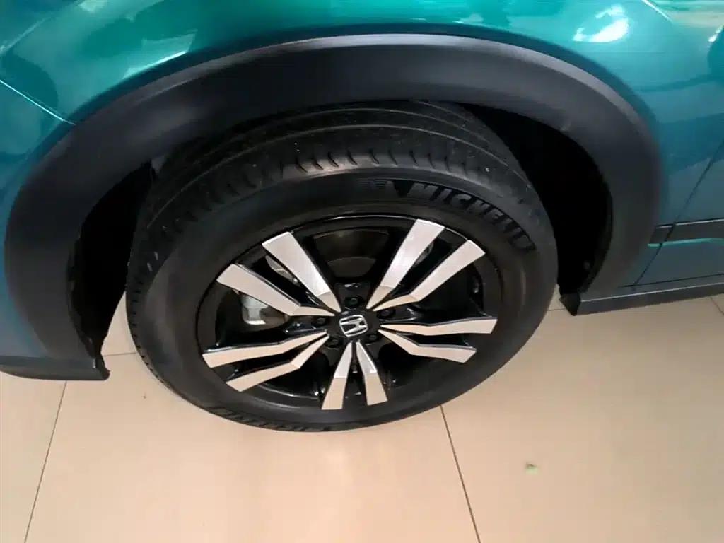 Honda HR-V 2023 240TURBO Sporty Edition — миниатюра 23