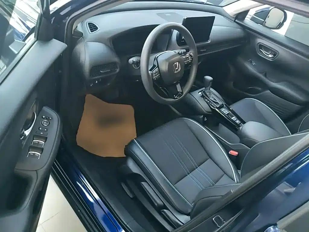 Honda HR-V 2023 240TURBO Sporty Edition — миниатюра 16