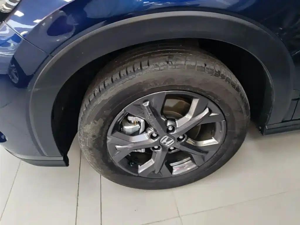 Honda HR-V 2023 240TURBO Sporty Edition — миниатюра 23