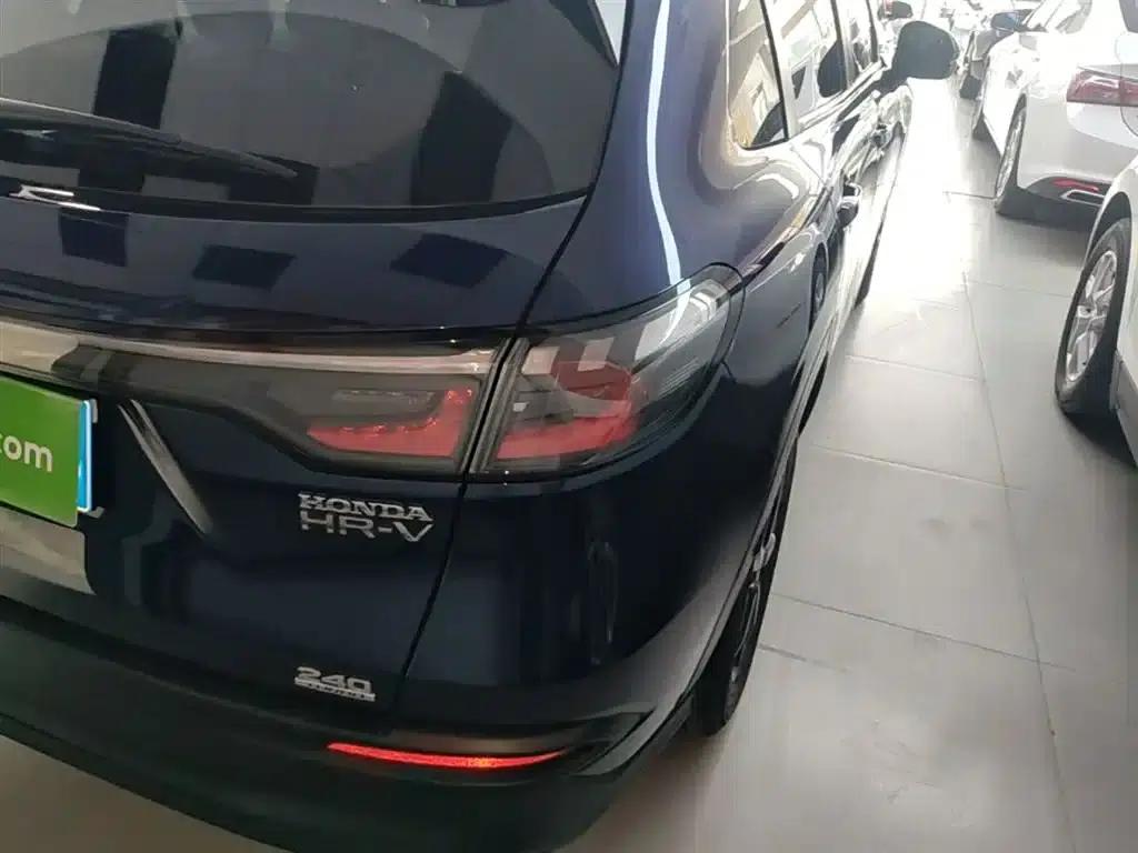 Honda HR-V 2023 240TURBO Sporty Edition — миниатюра 8