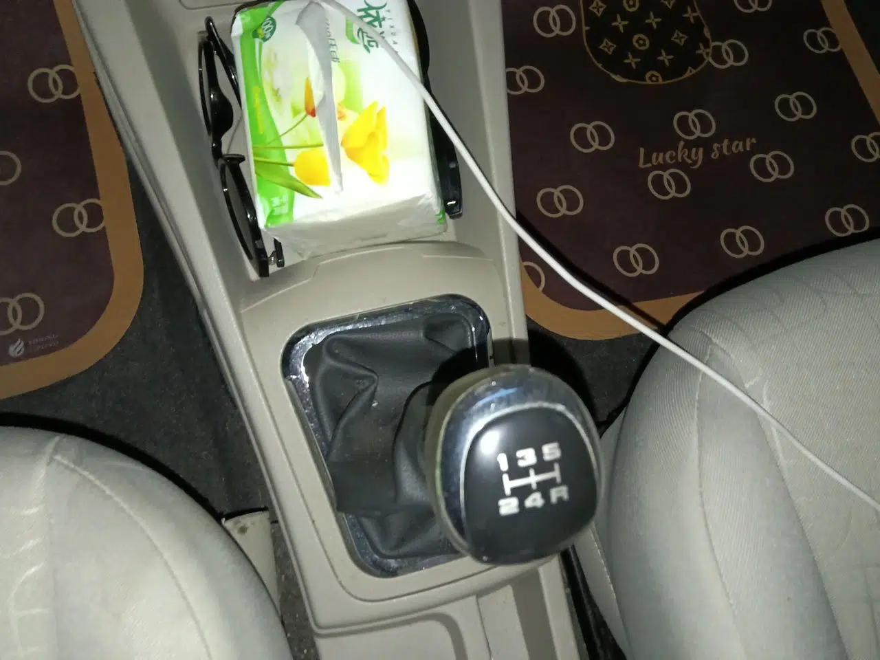 Dongfeng Aeolus A30 2014 1.5L Manual Sishang Model — миниатюра 15