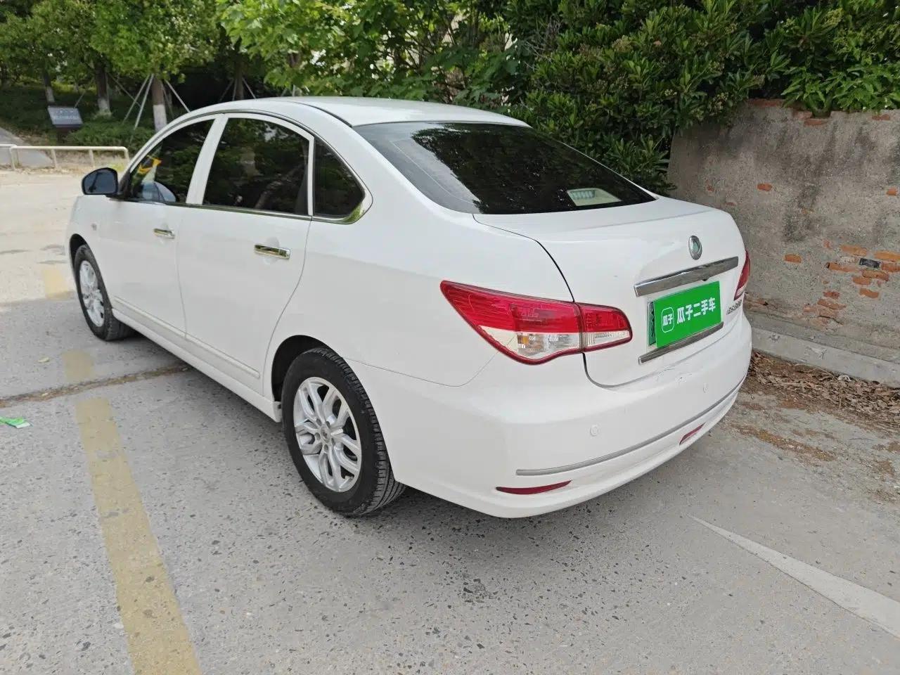Dongfeng Junfeng E11K 2019 ES360 Battery-Swap Version 46.7 kWh — миниатюра 4