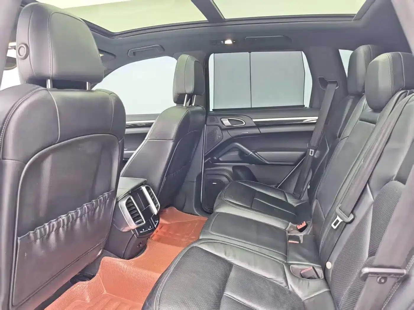 2014 Cayenne 3.0T US Spec — миниатюра 6