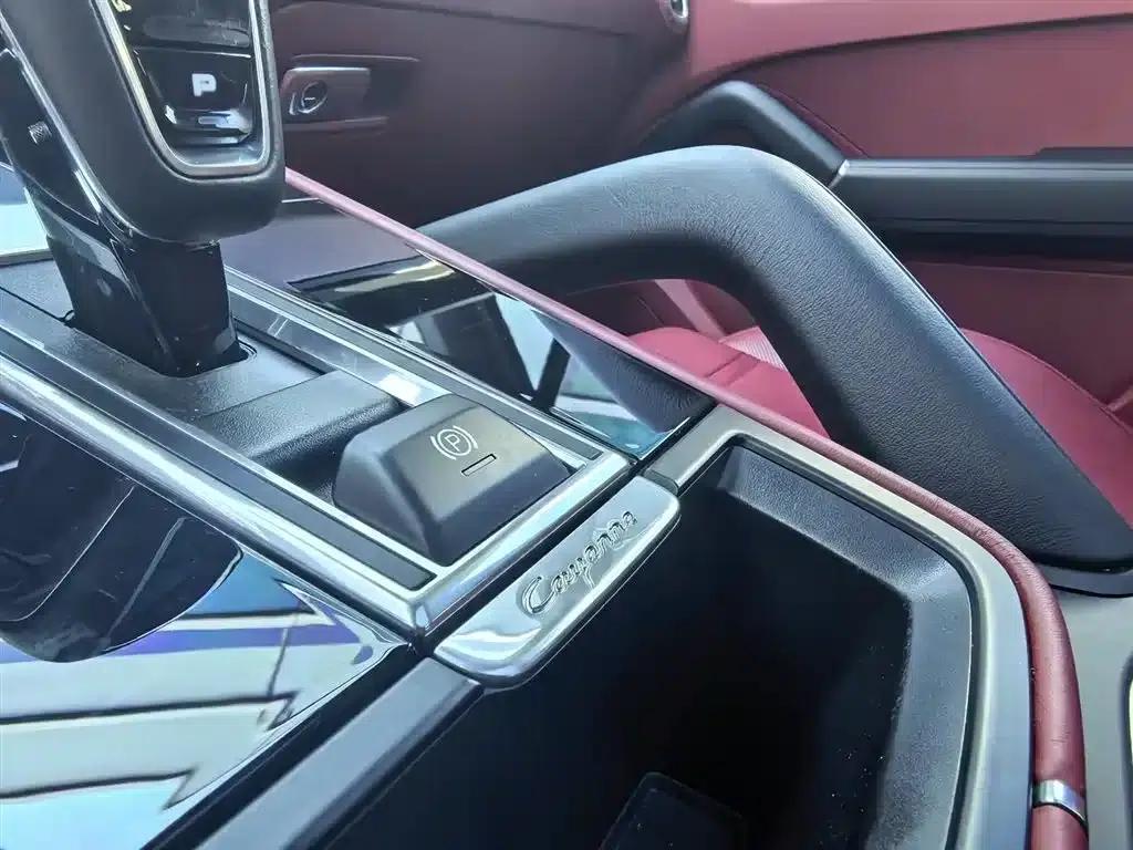 2022 Cayenne 3.0T Platinum Edition — миниатюра 13