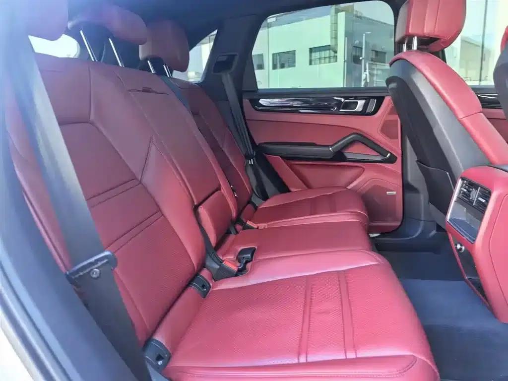 2022 Cayenne 3.0T Platinum Edition — миниатюра 18
