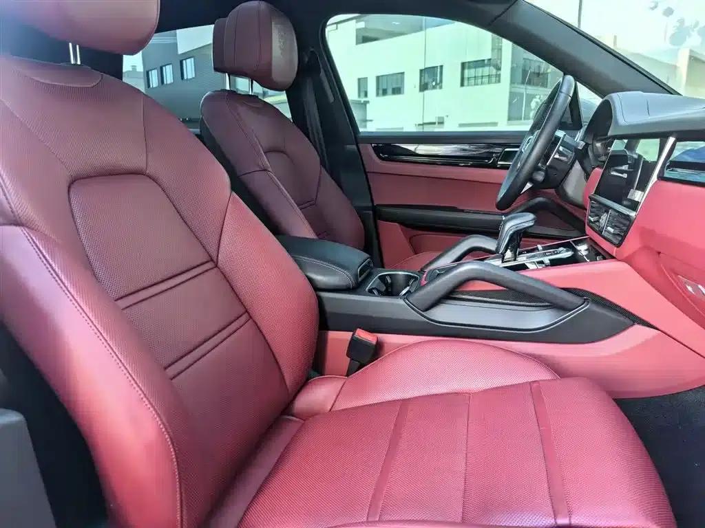 2022 Cayenne 3.0T Platinum Edition — миниатюра 3