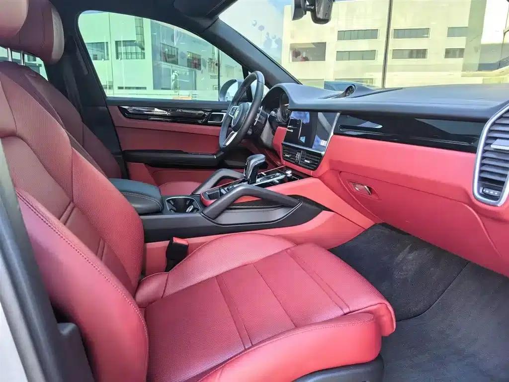 2022 Cayenne 3.0T Platinum Edition — миниатюра 9