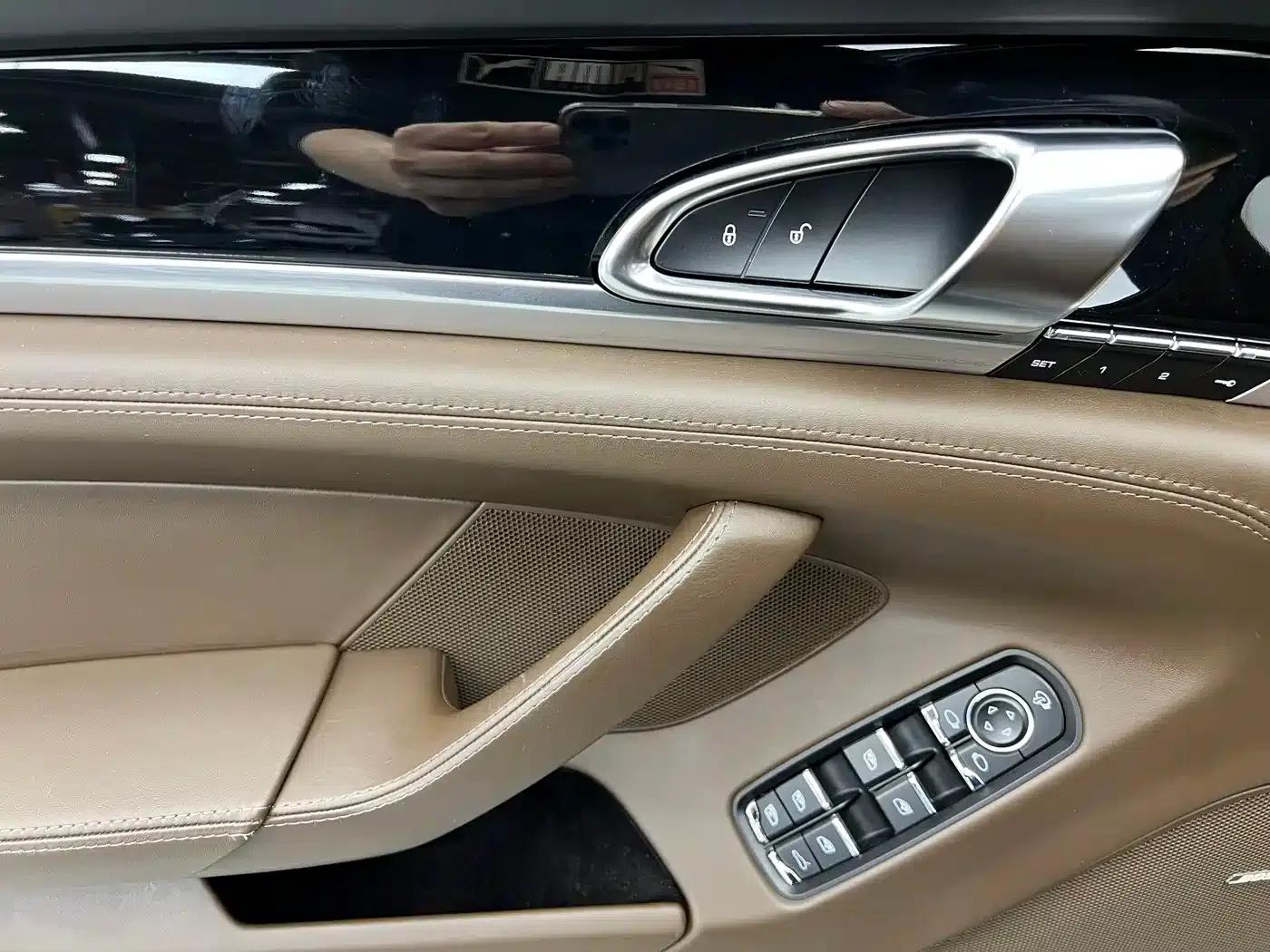 Panamera 2016 Panamera 4 Edition 3.0T — миниатюра 5