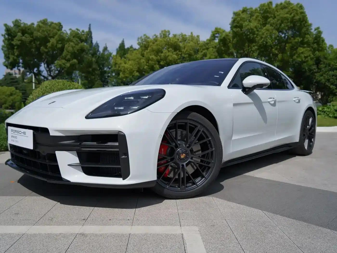 Panamera 2026 Panamera GTS 4.0T — миниатюра 1