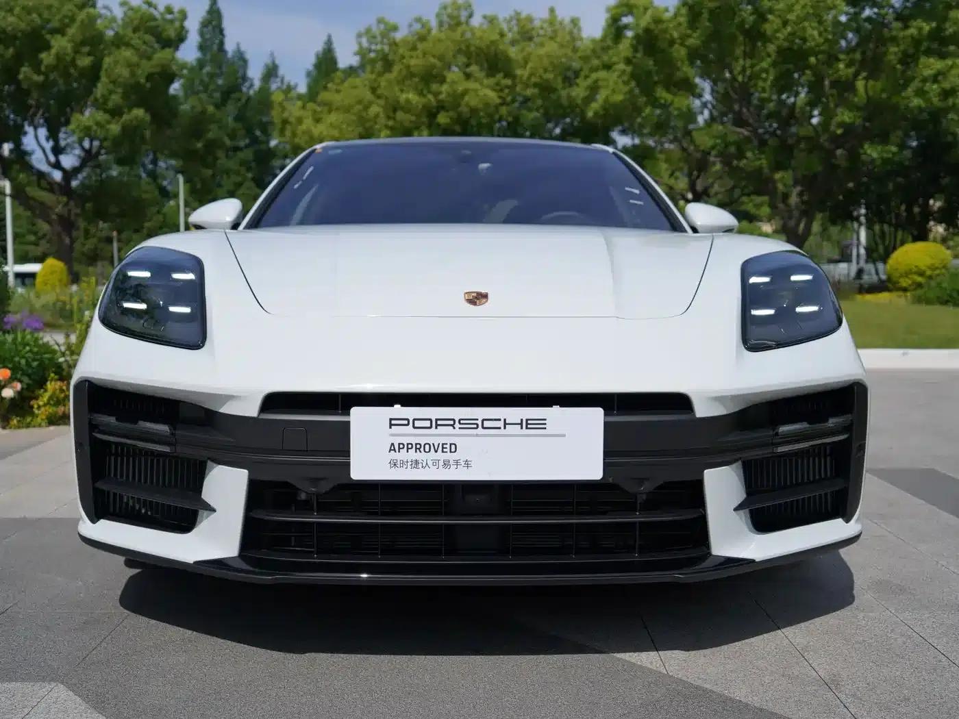 Panamera 2026 Panamera GTS 4.0T — миниатюра 2