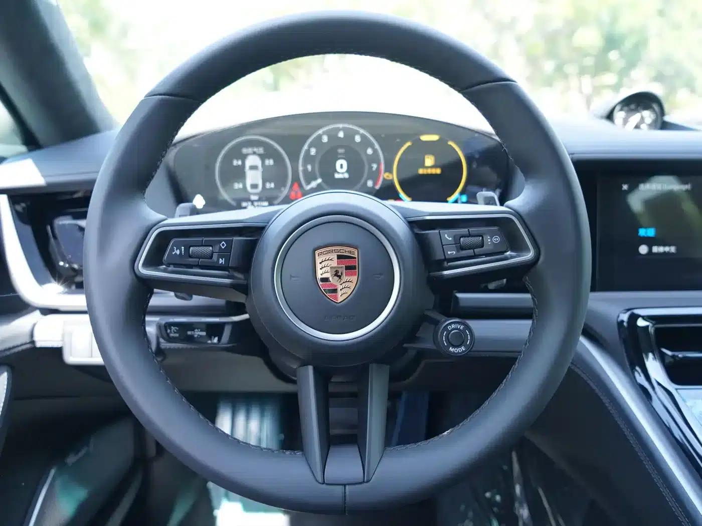 Panamera 2026 Panamera GTS 4.0T — миниатюра 7