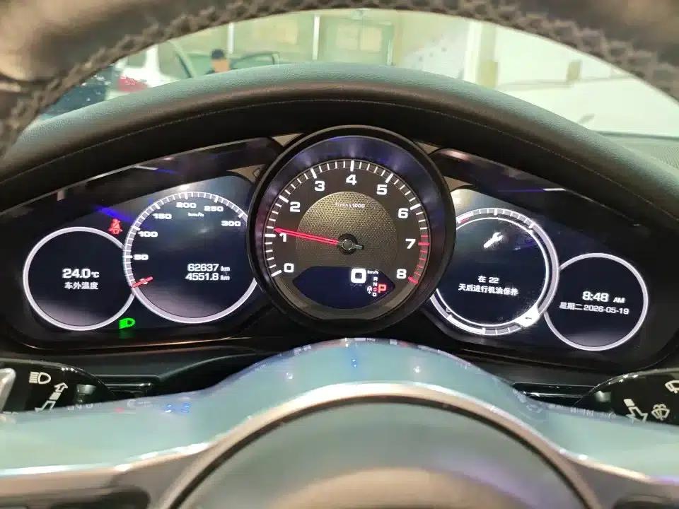 2019 Panamera Executive Long Wheelbase 2.9T — миниатюра 4