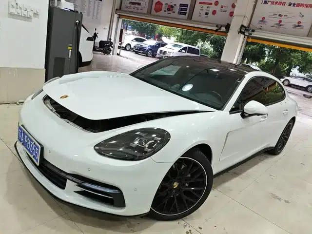 2019 Panamera Executive Long Wheelbase 2.9T