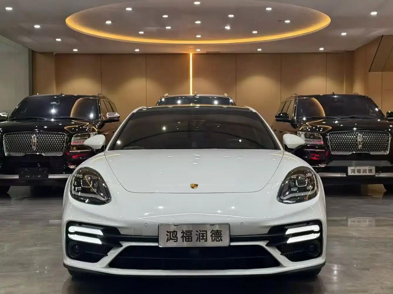 2019 Panamera Executive Long Wheelbase 2.9T — миниатюра 1