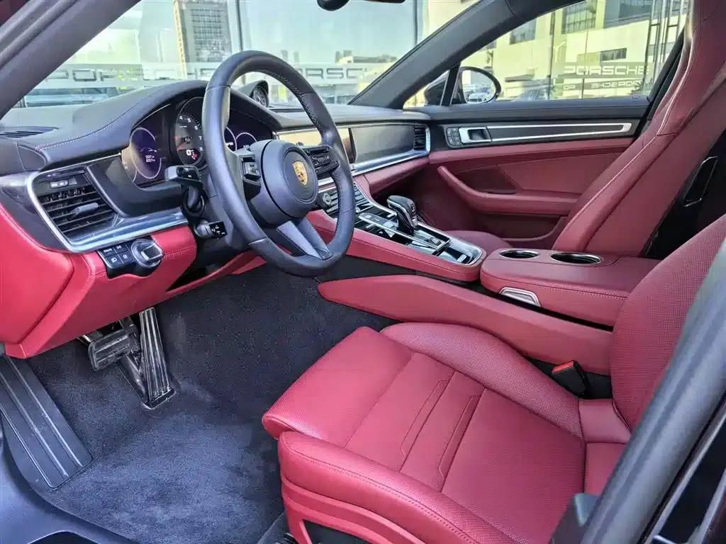 2023 Panamera Facelift: Panamera Executive Long Wheelbase Platinum Edition 2.9T — миниатюра 17
