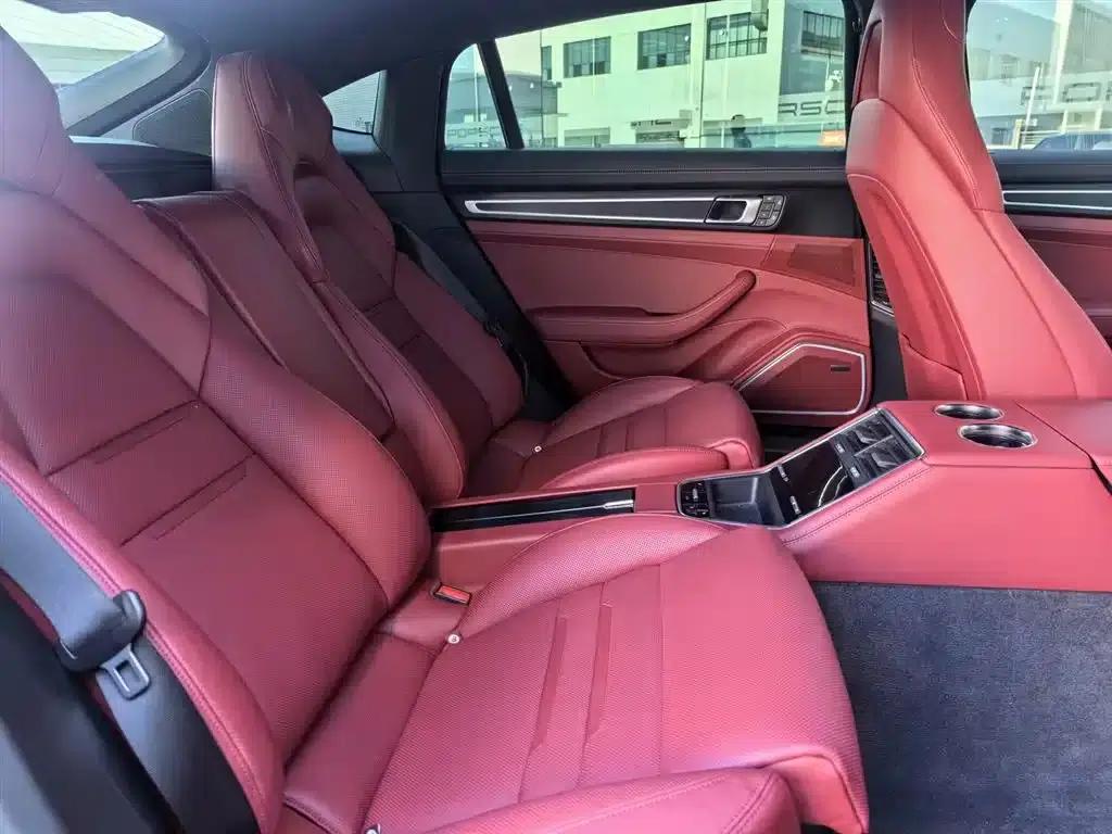 2023 Panamera Facelift: Panamera Executive Long Wheelbase Platinum Edition 2.9T — миниатюра 10