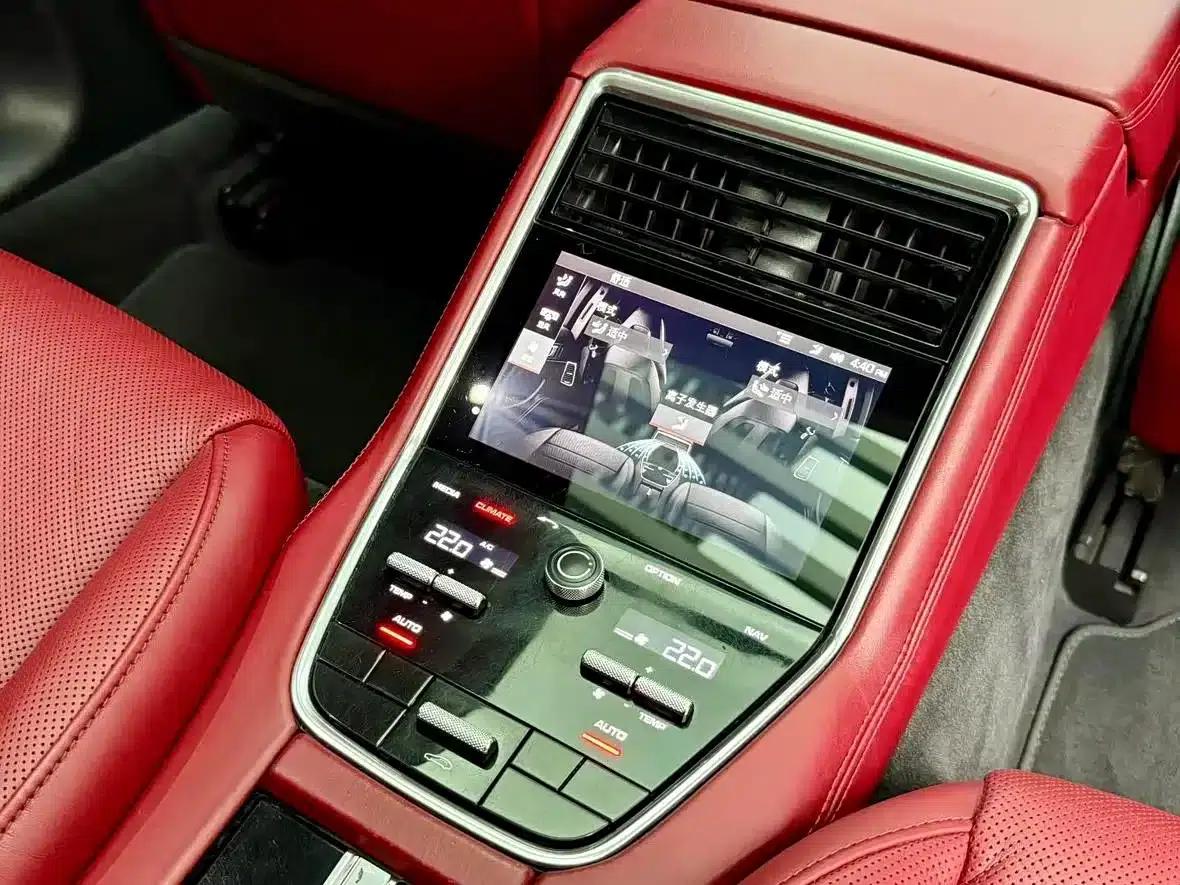 2017 Panamera 4 Executive Long Wheelbase 3.0T — миниатюра 14