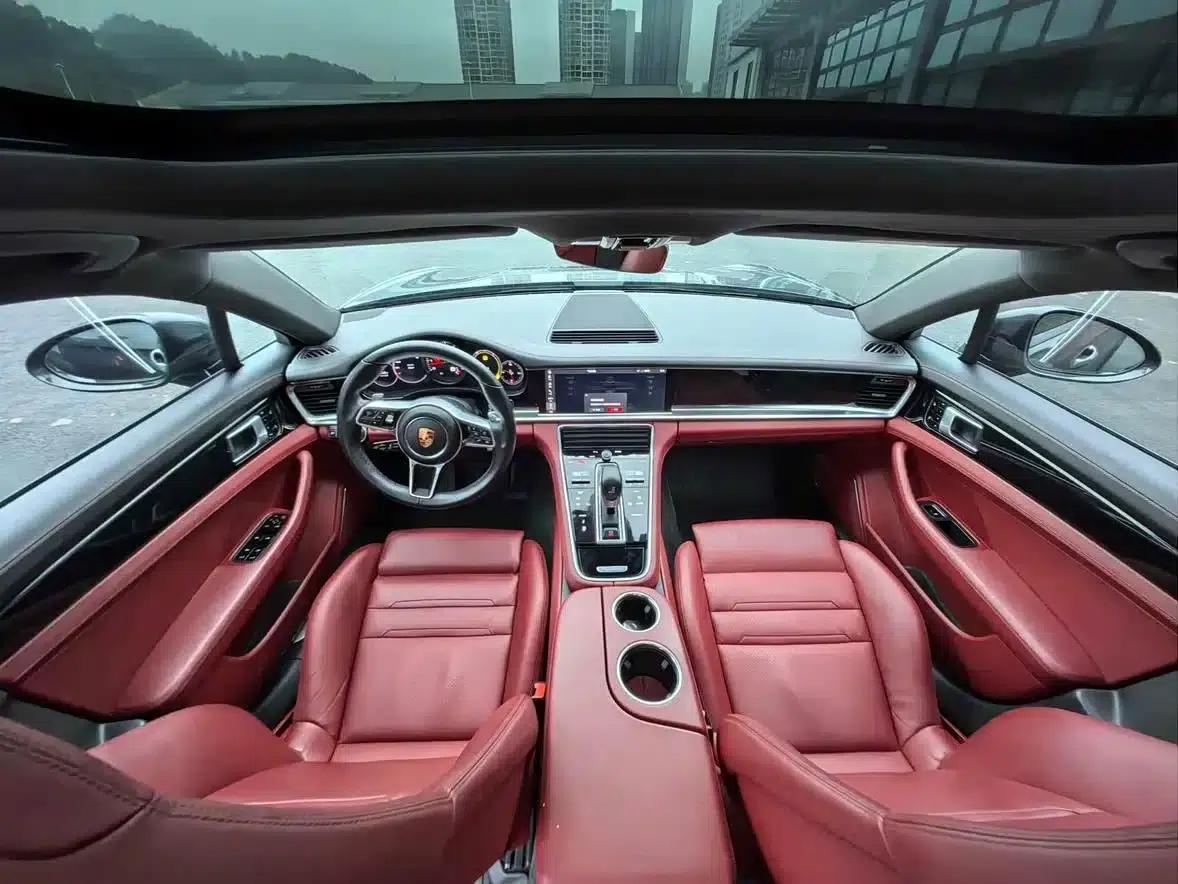 2017 Panamera 4 Executive Long Wheelbase 3.0T — миниатюра 3