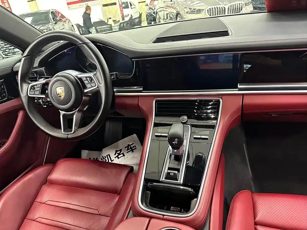 2017 Panamera 4 Executive Long Wheelbase 3.0T — миниатюра 10