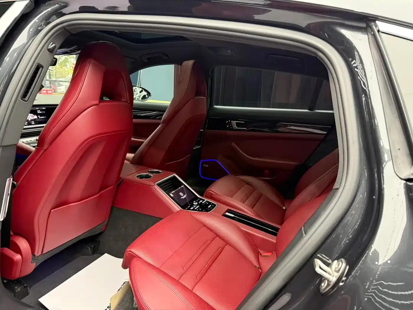 2019 Panamera 4 Executive Long Wheelbase 2.9T — миниатюра 6