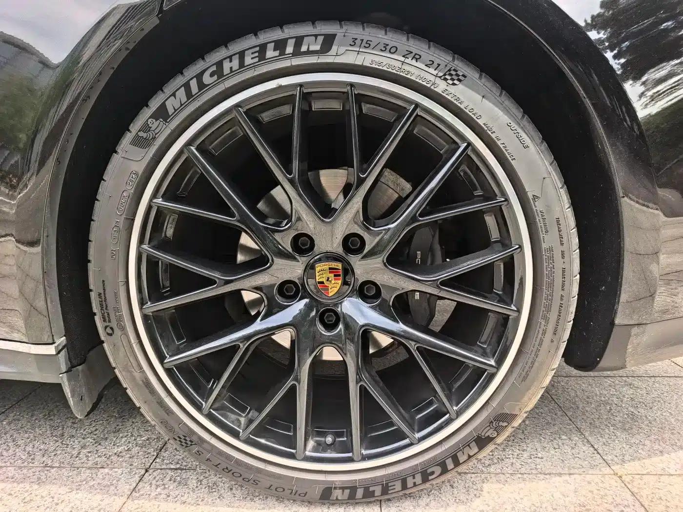 2023 Panamera 4 Executive Long Wheelbase 2.9T — миниатюра 4