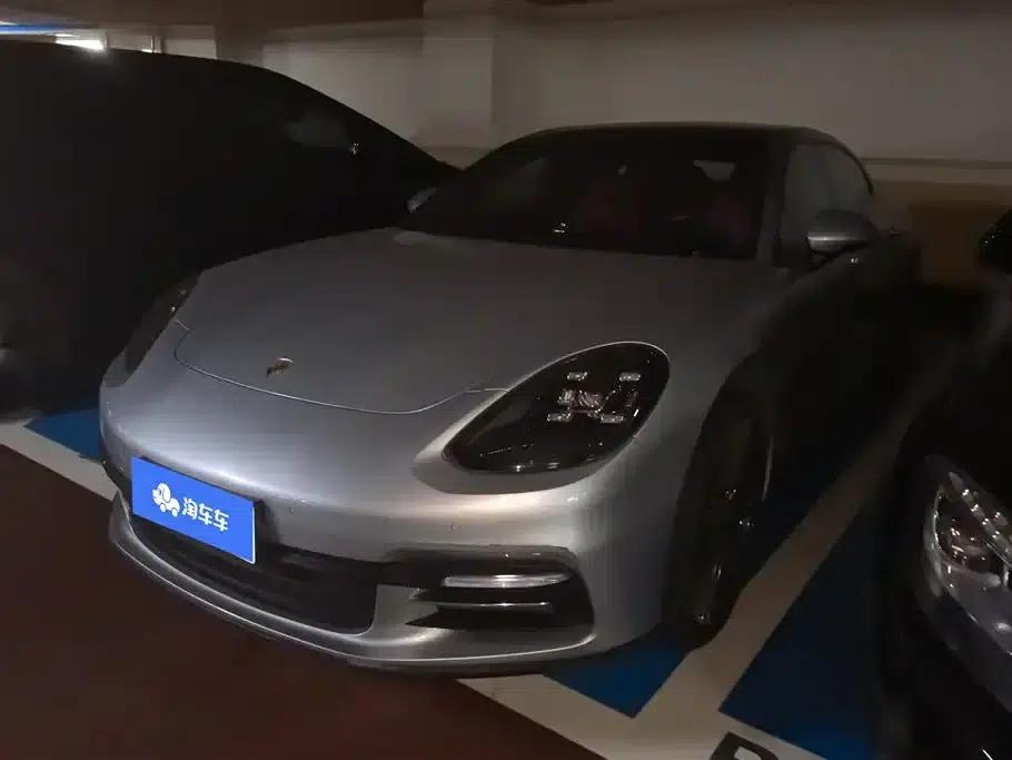 2017 Panamera 4 Executive Long Wheelbase 3.0T — миниатюра 1