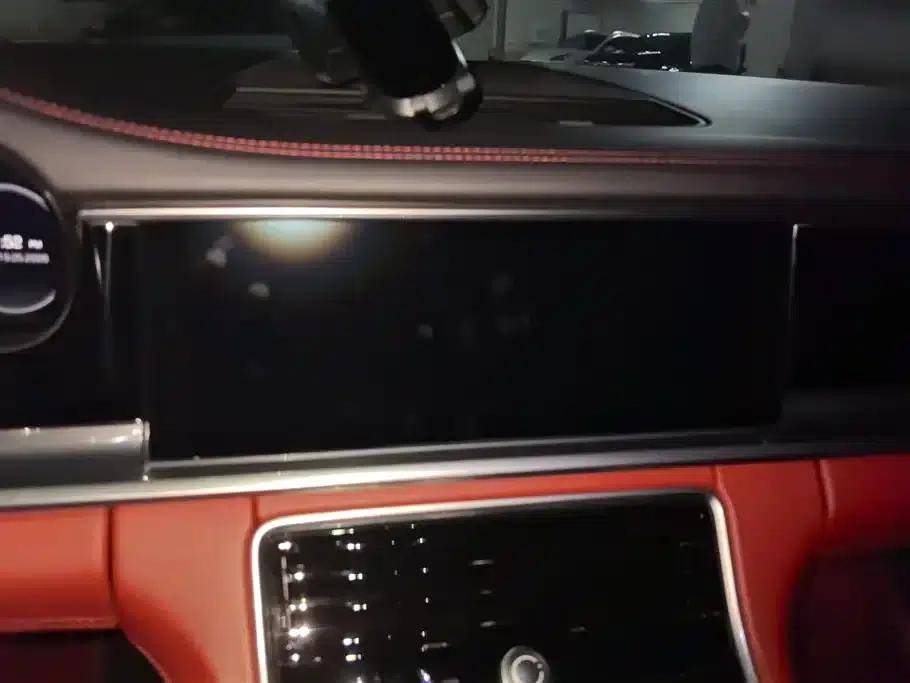 2017 Panamera 4 Executive Long Wheelbase 3.0T — миниатюра 13