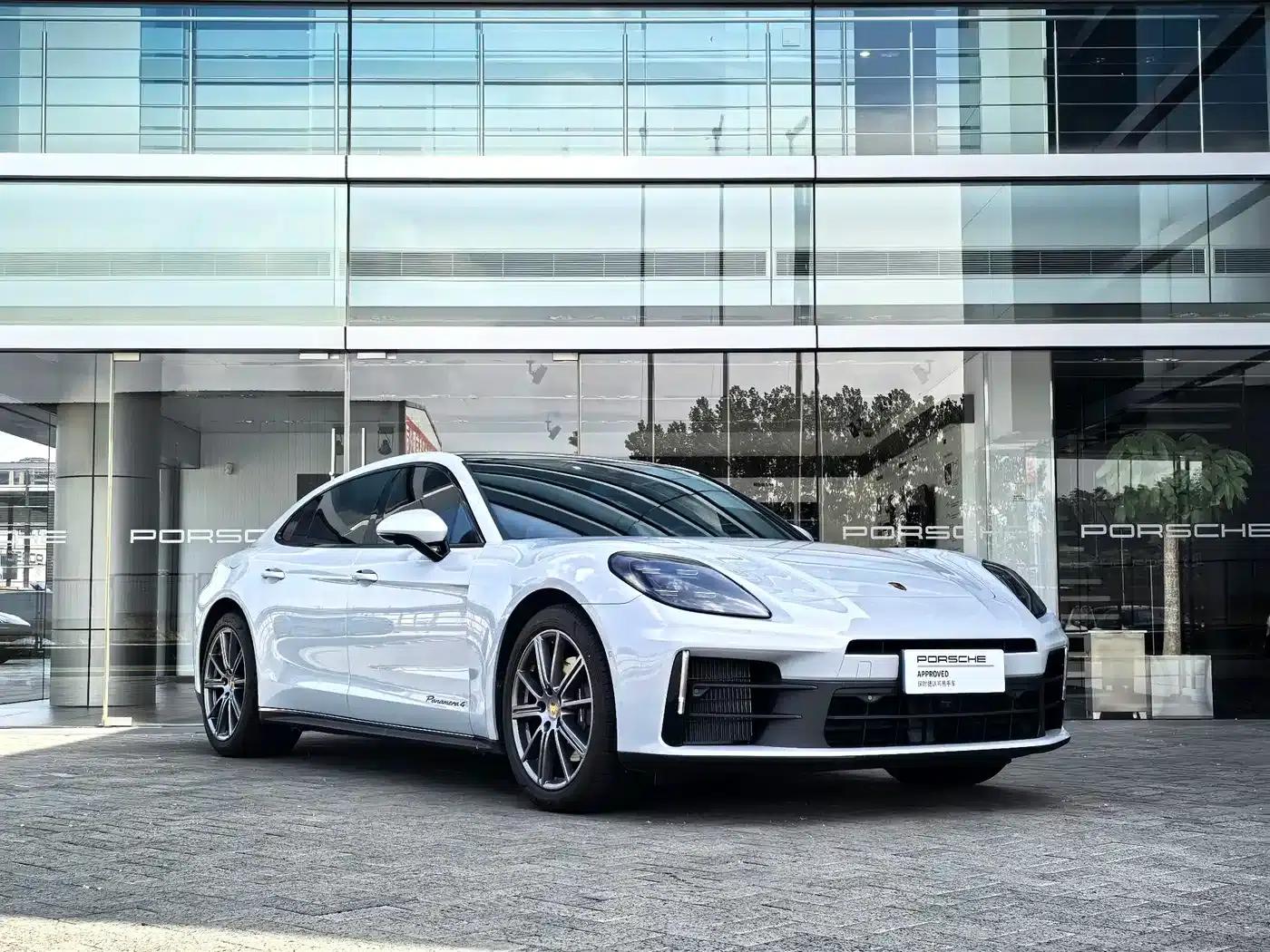 2024 Panamera 4 Executive Long Wheelbase 2.9T — миниатюра 2