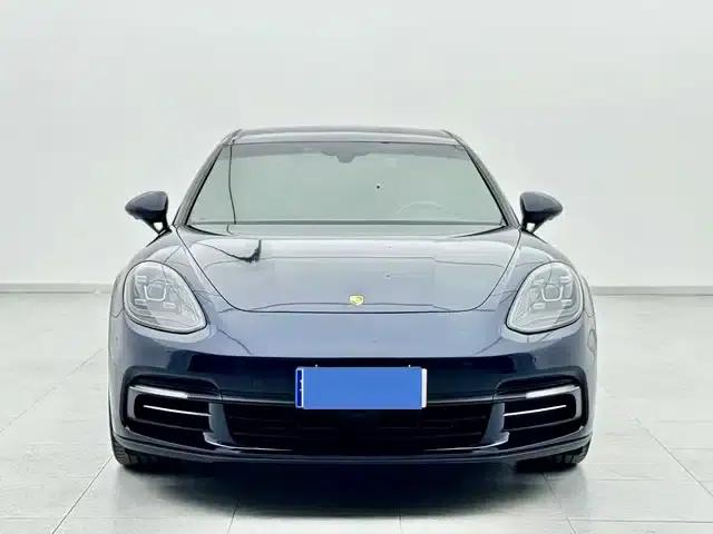 2017 Panamera 4 Executive Long Wheelbase 3.0T