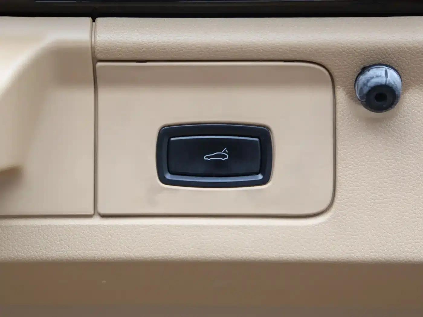 Panamera 2010 Panamera 4 3.6L — миниатюра 15
