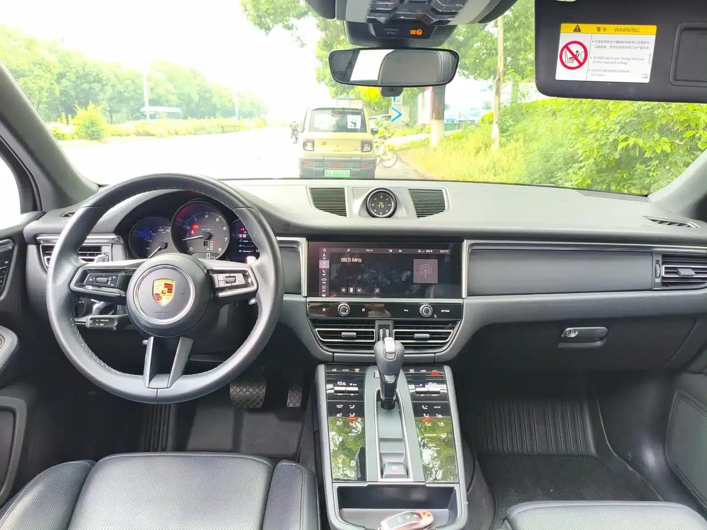 2022 Macan 2.0T — миниатюра 10