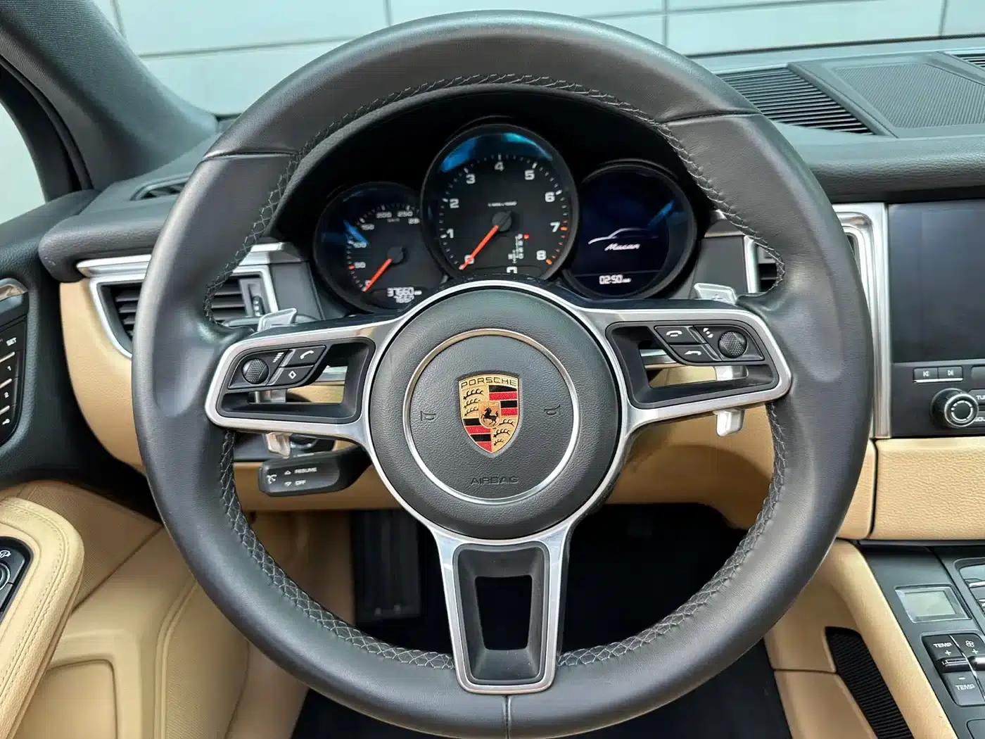 2017 Macan 2.0T — миниатюра 4