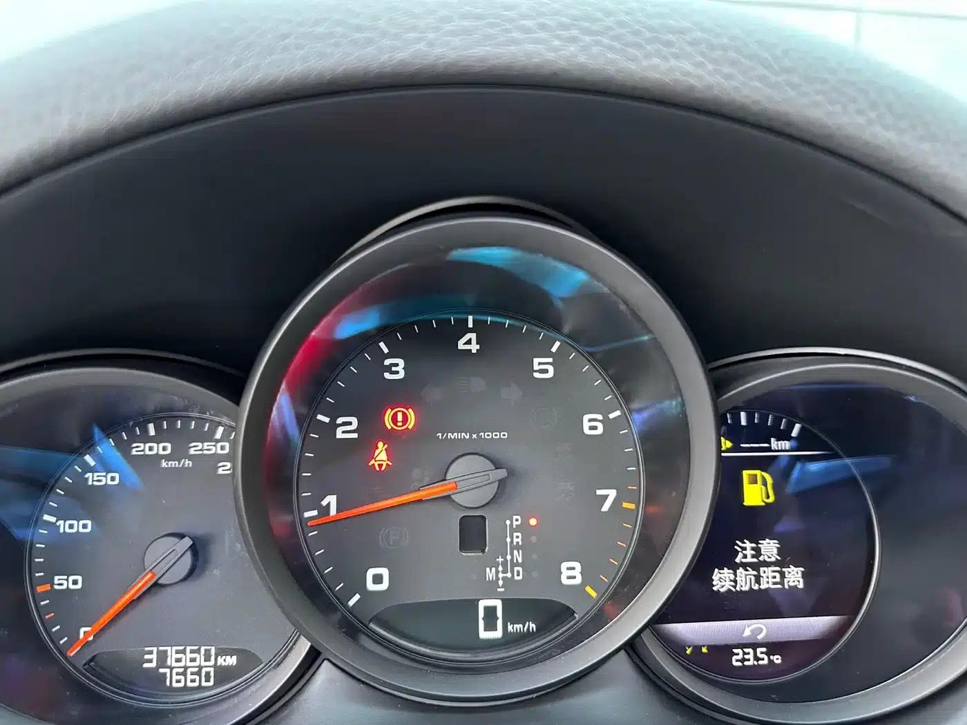 2017 Macan 2.0T — миниатюра 5