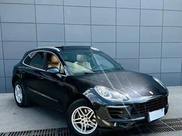 2017 Macan 2.0T