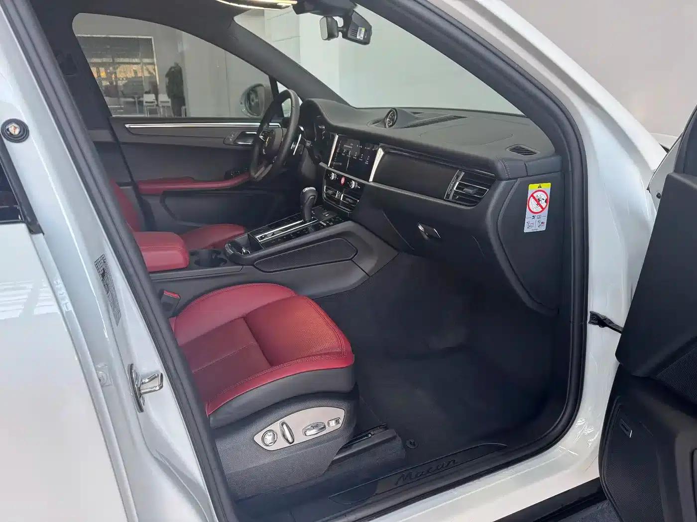 2022 Macan 2.0T — миниатюра 17