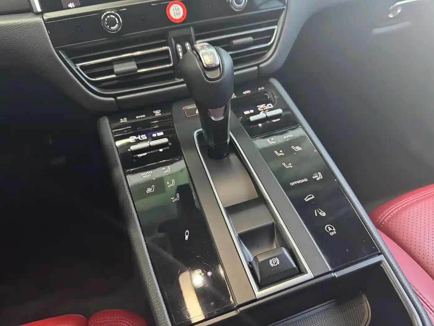 2022 Macan 2.0T — миниатюра 10