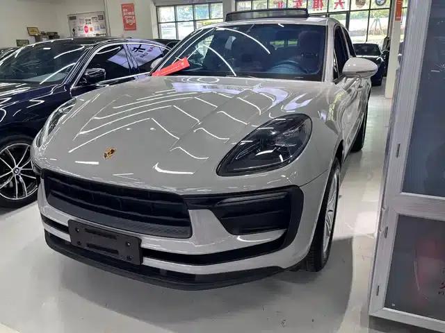 2023 Macan 2.0T