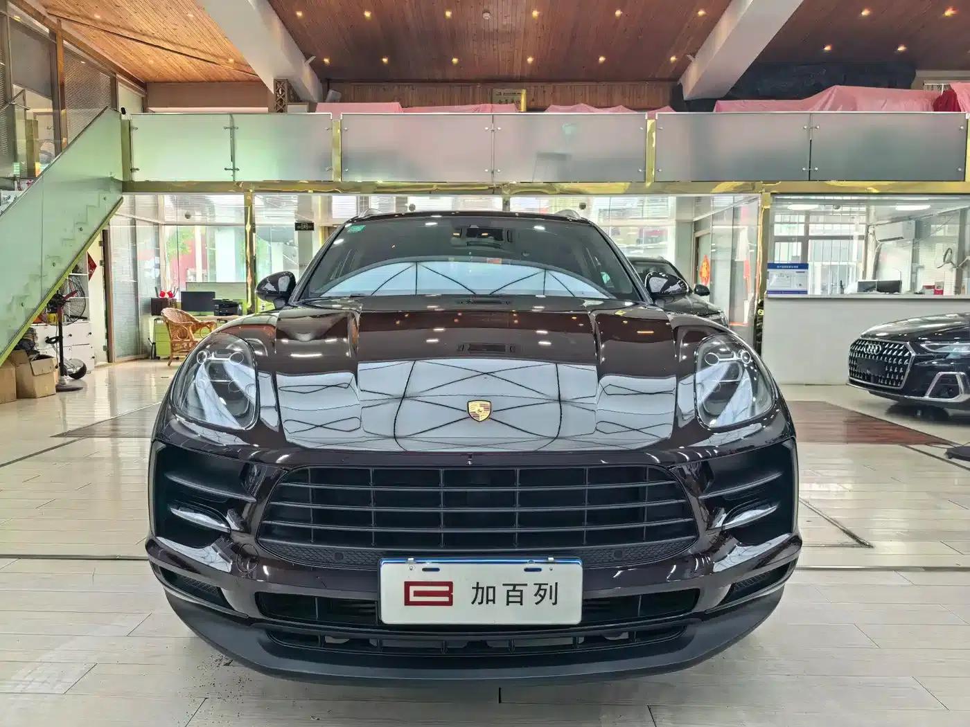 2018 Macan 2.0T — миниатюра 2