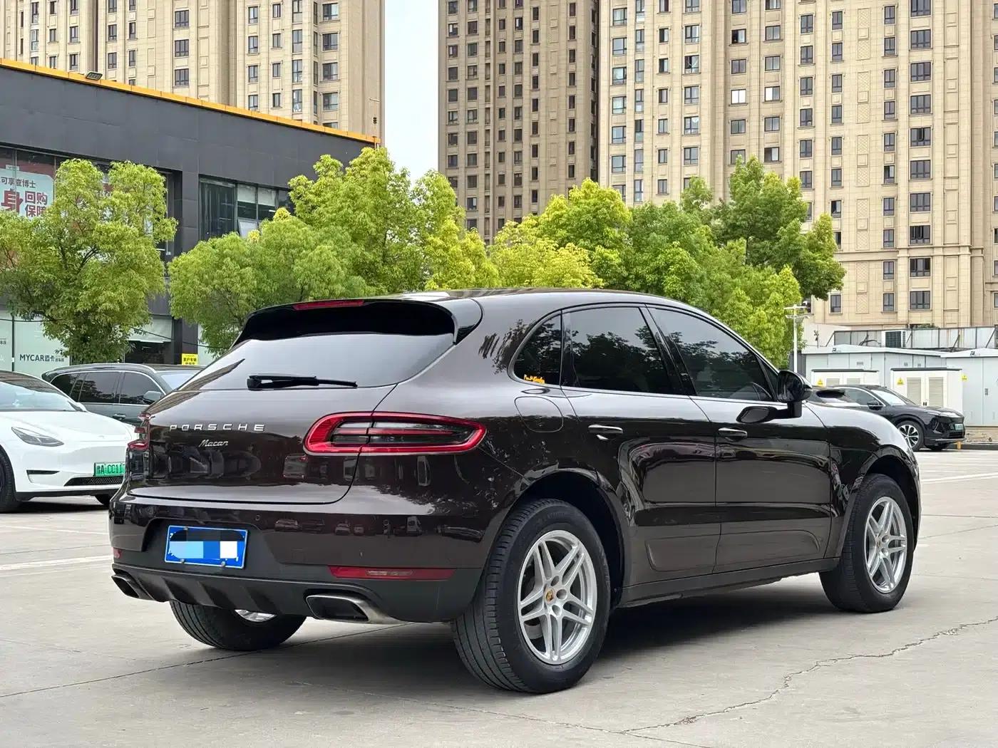 2014 Macan 2.0T — миниатюра 2