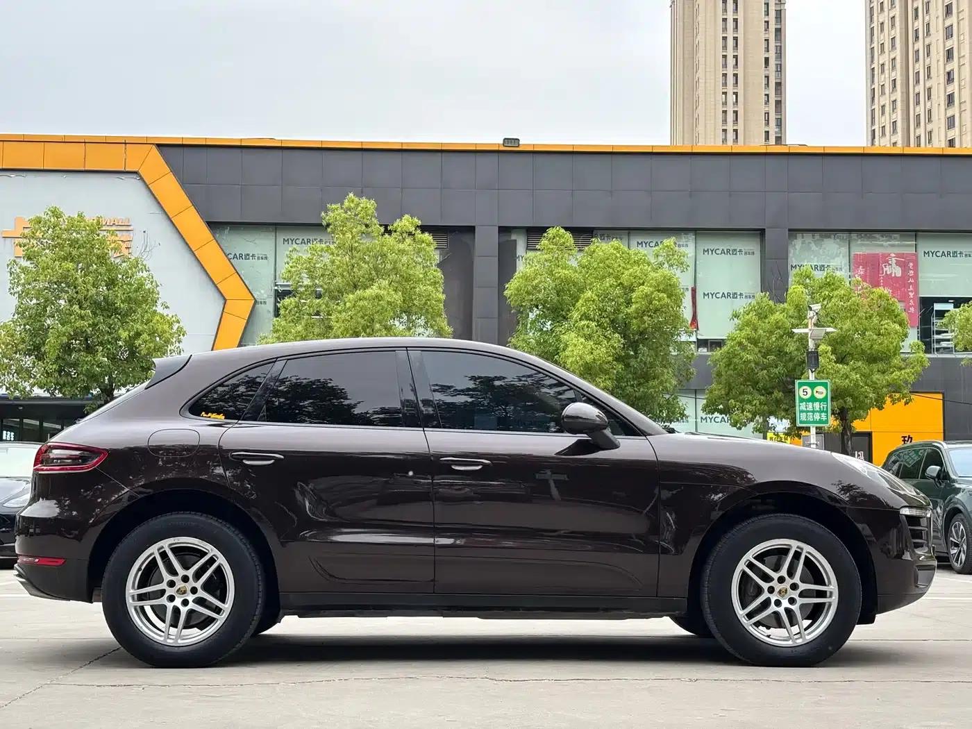 2014 Macan 2.0T — миниатюра 6