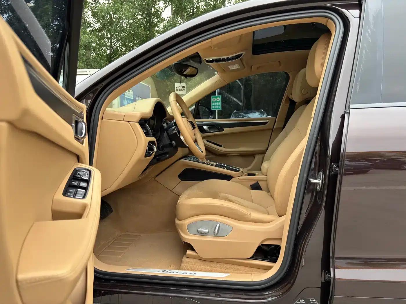 2014 Macan 2.0T — миниатюра 7